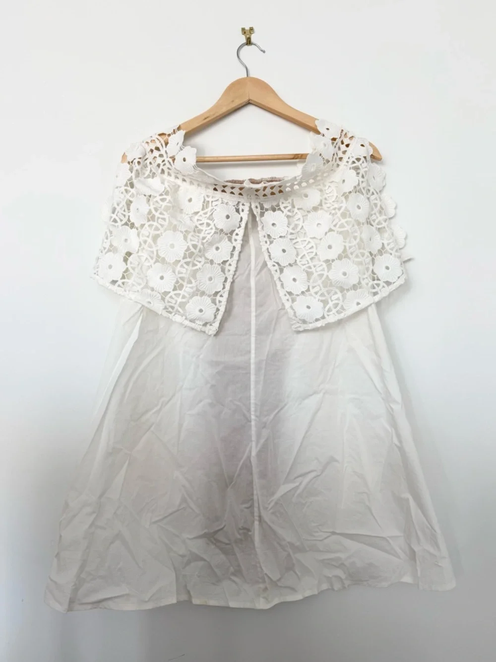 Self-Portrait White Serena Poplin Lace Off-the-Shoulder Mini Dress - US 2 (XS) - Picture 6 of 8